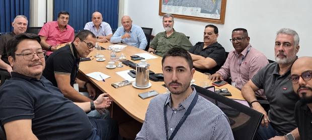 Reunião discute reivindicações das Ufos