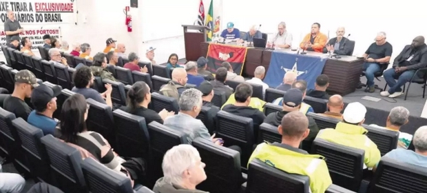 Projeto pode gerar perda salarial de até R$ 4 bilhões por mês no Porto de Santos; entenda
