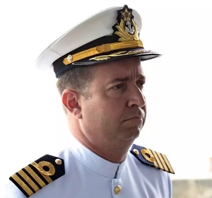 Capitania dos Portos de SP recebe novo comandante no Porto de Santos