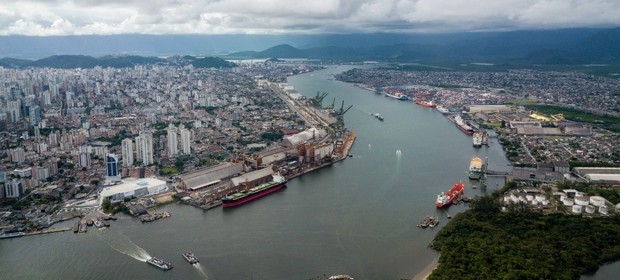 Audiência sobre PL dos Portos expõe impasse entre trabalhadores e empresários